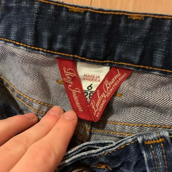 LUCKY BRAND JEANS -- SIZE 6 - Picture 3 of 9